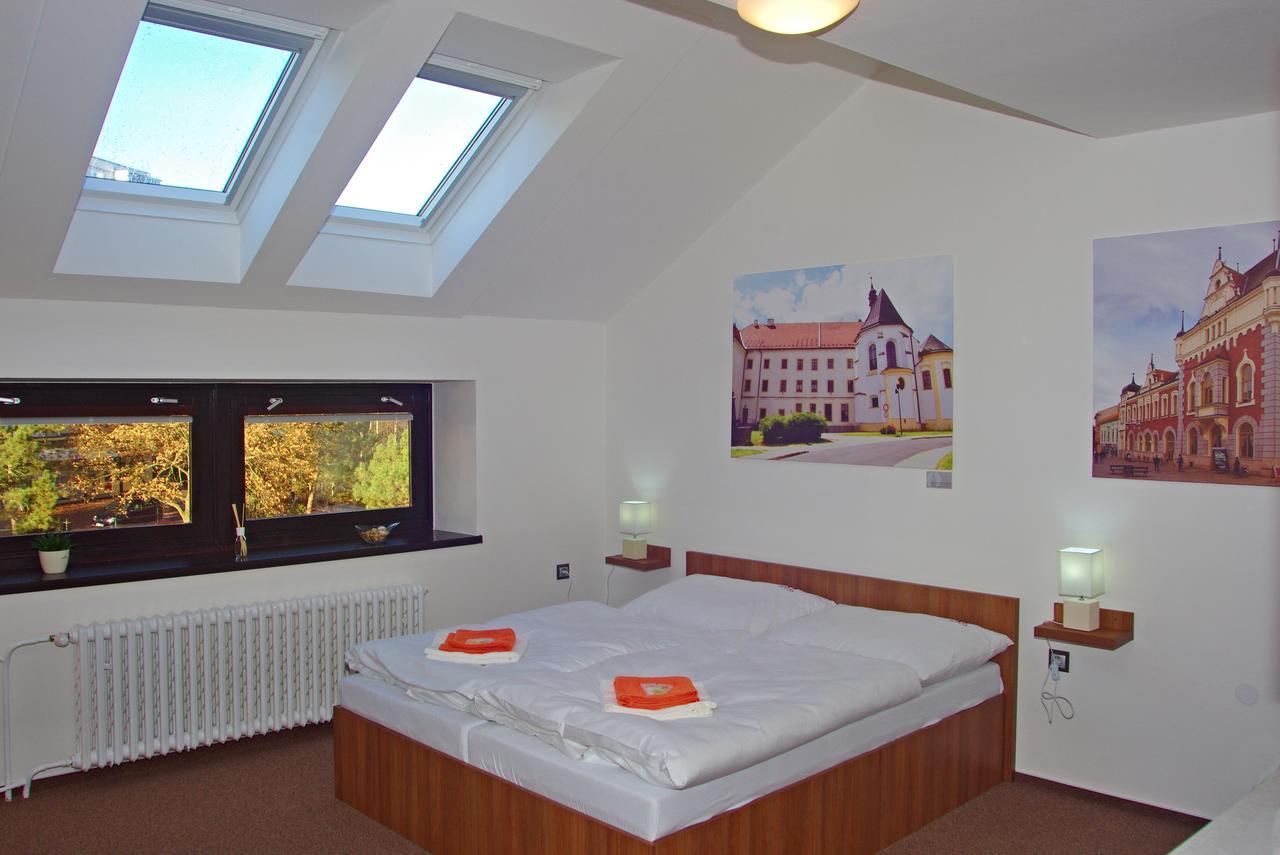 Hotel Pod Radnici Šumperk Exteriör bild